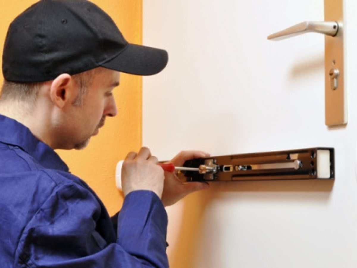 Top 5 Reasons Why You Should Hire a Certified Professional Locksmith